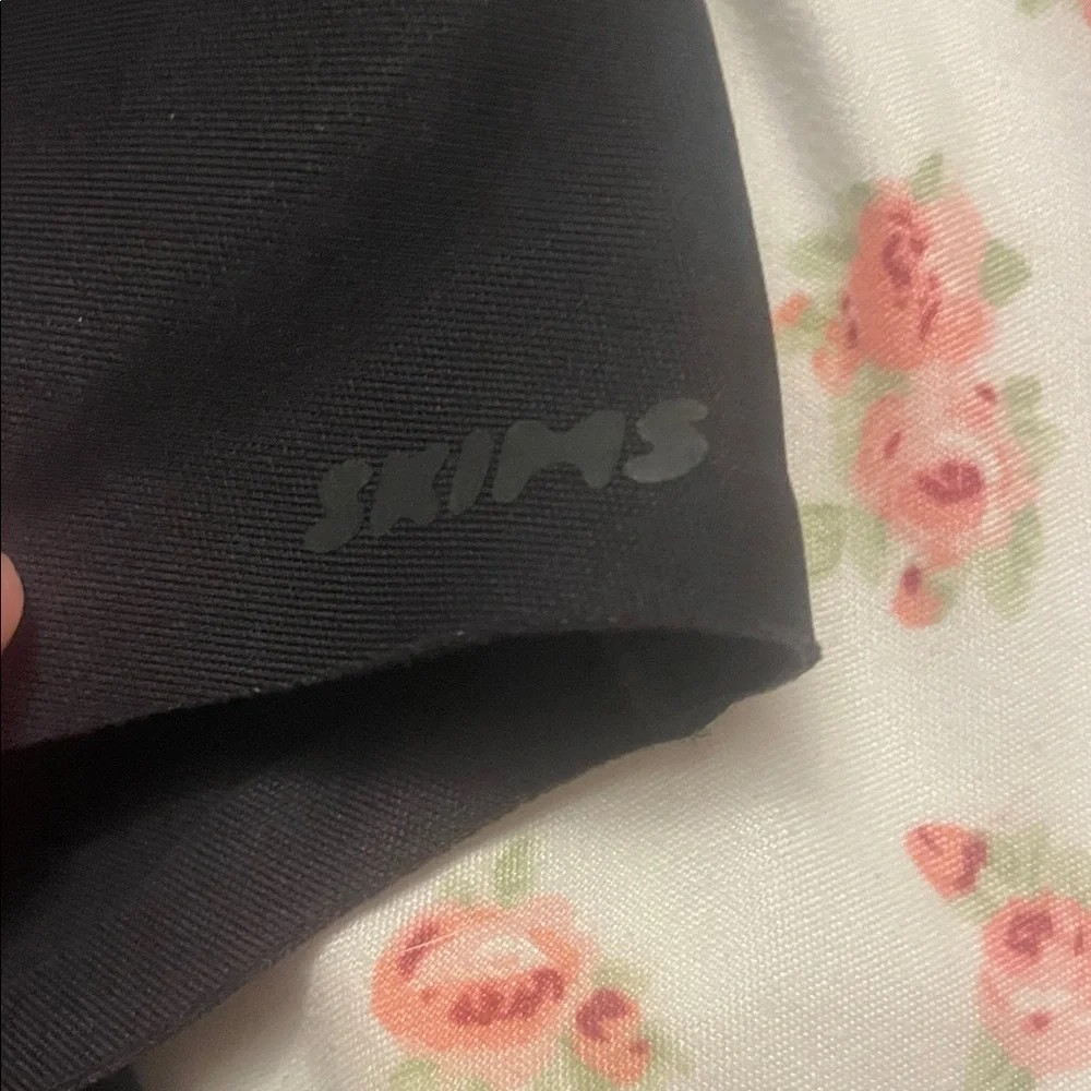 Skims High Waisted Sculpt Brief Black Size L - Picture 3 of 5